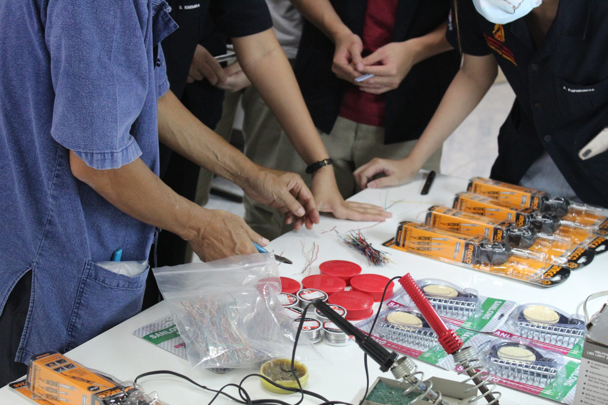 Fundamental Labs Department of Engineering